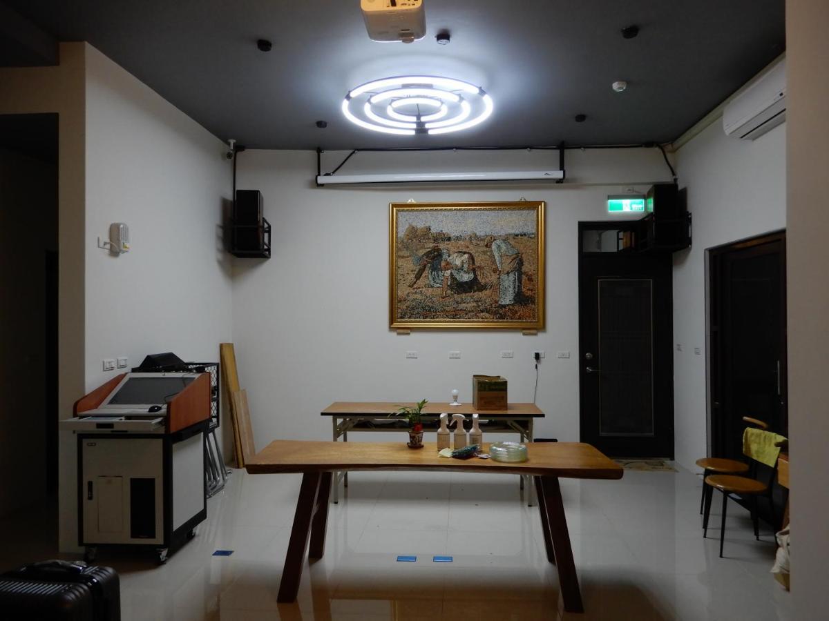 Happy Wing Guesthouse Хуалиен Сити Екстериор снимка